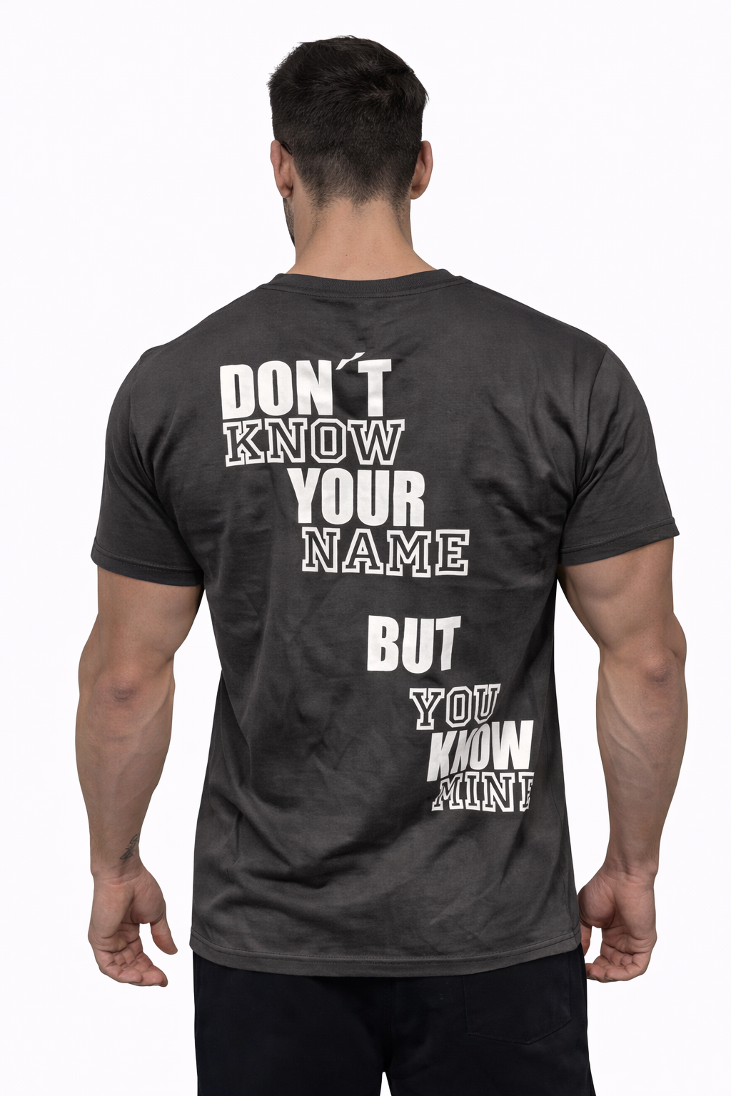 Remera negra dont know