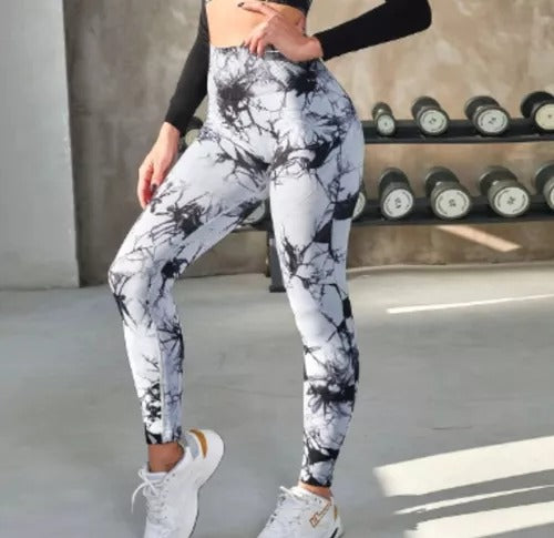 Calza Deportiva Levanta Cola Con Frunce Marmolada Blanca